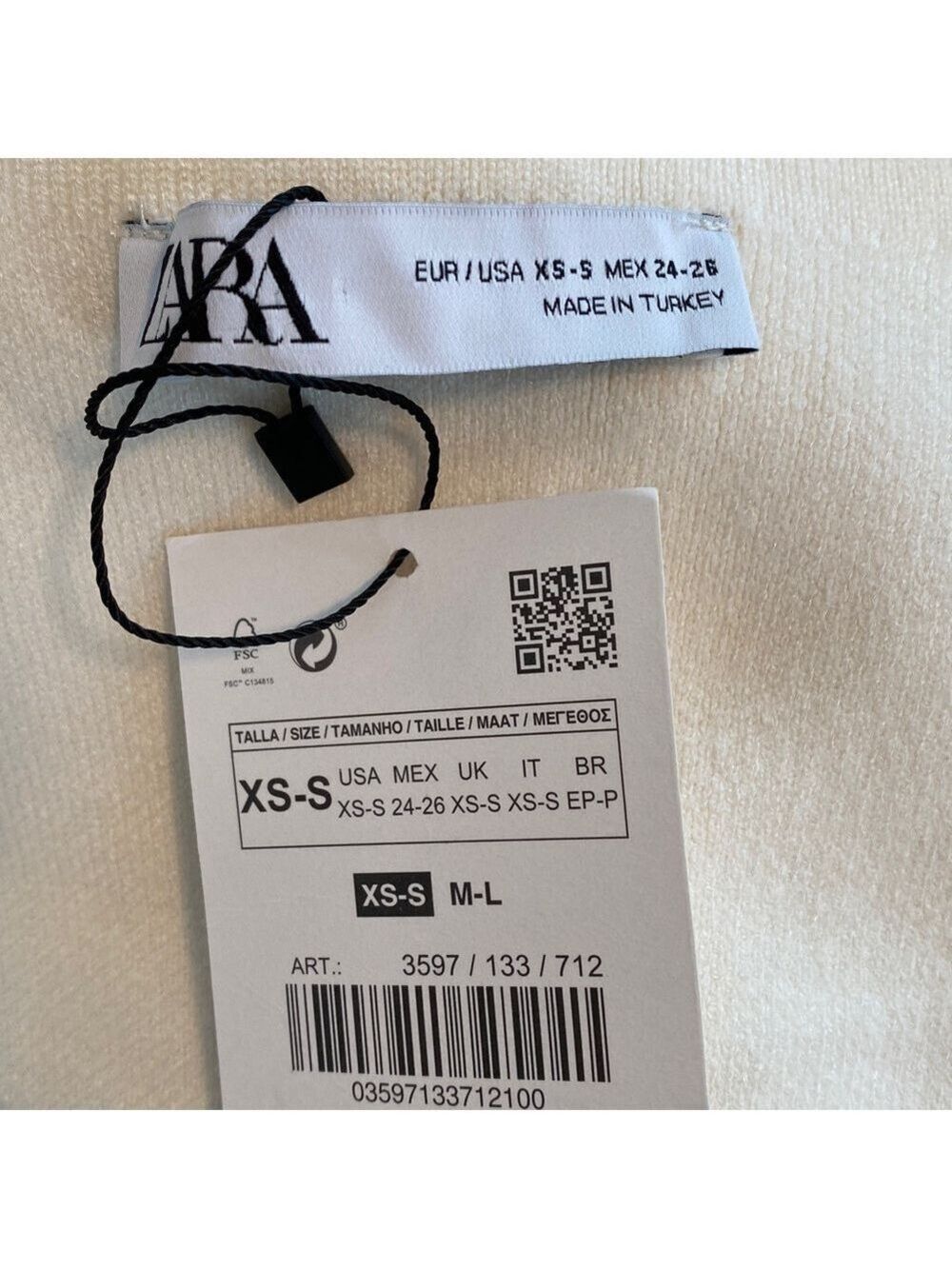 NWT Zara Cream Snap Front Vest, Size XS-S - Picture 15 of 16